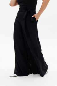 Curvy Bow Trousers